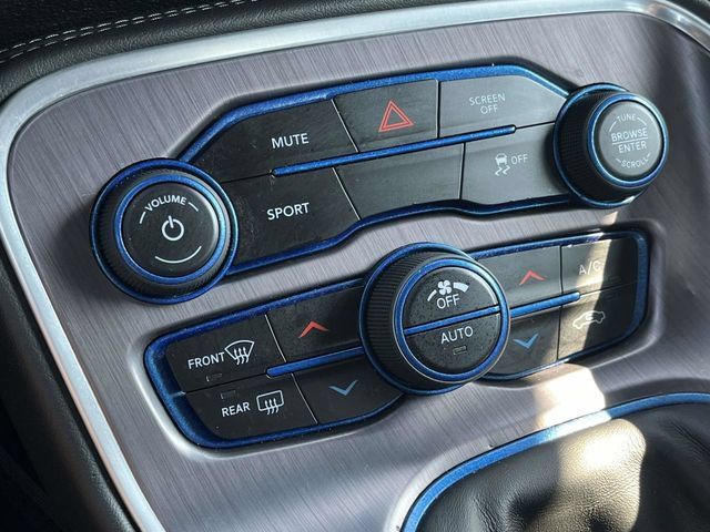 Used 2017 Dodge Challenger R/T w/ Blacktop Package RWD image 29