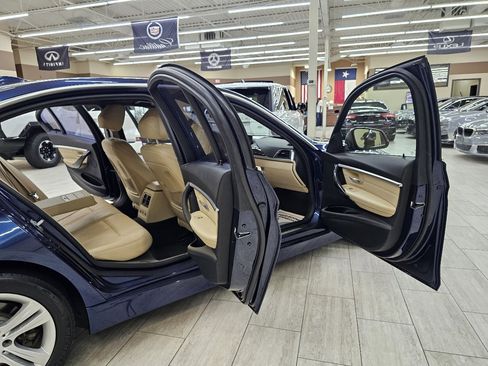 Used 2017 BMW 330i xDrive Sedan image 14