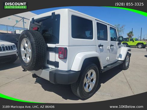 Used 2013 Jeep Wrangler Unlimited Sahara w/ Connectivity Group AWD/4WD image 7