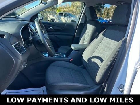 Used 2024 Chevrolet Equinox LT image 14