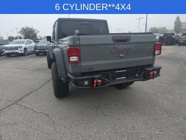 Used 2022 Jeep Gladiator Rubicon w/ Cold Weather Group AWD/4WD image 19