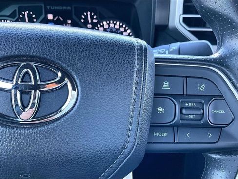 Used 2025 Toyota Tundra SR5 AWD/4WD image 26