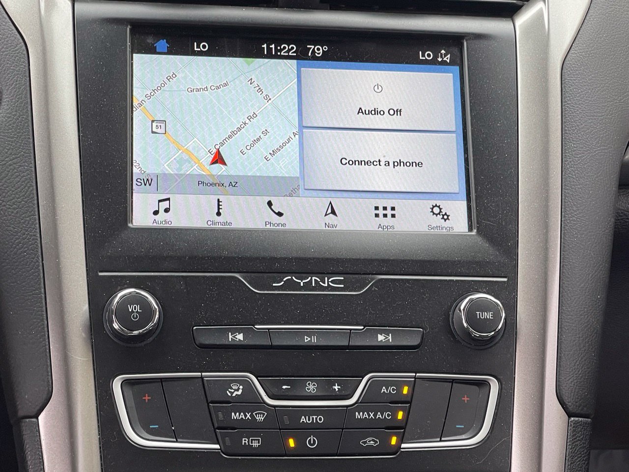 Used 2019 Ford Fusion SE FWD image 10