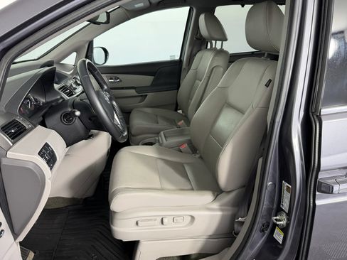 Used 2016 Honda Odyssey Touring image 30