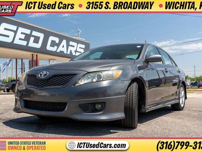 Used 2011 Toyota Camry SE w/ SE Extra-Value Pkg #1