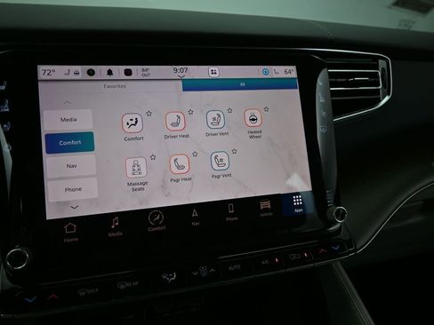 Used 2024 Jeep Grand Wagoneer L 4WD image 28