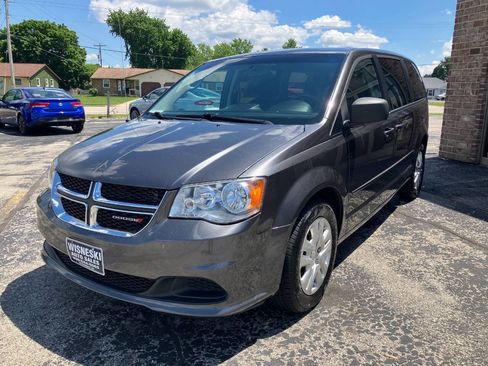 Used 2017 Dodge Grand Caravan SE w/ Power Window Group FWD image 6