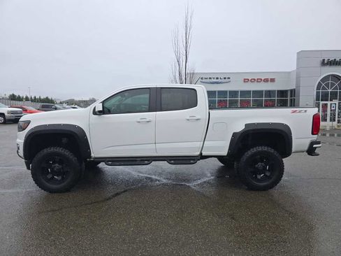 Used 2017 Chevrolet Colorado Z71 image 2