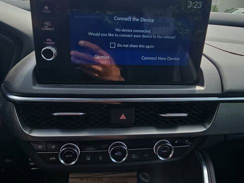 Certified 2025 Acura ADX A-Spec AWD/4WD image 4