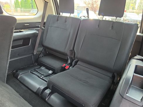 Used 2016 Toyota 4Runner SR5 AWD/4WD image 19