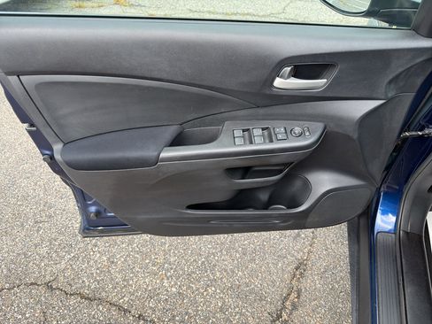 Used 2015 Honda CR-V LX image 9