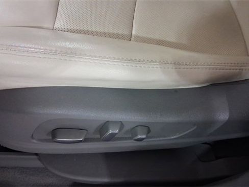 Used 2021 Cadillac XT5 Premium Luxury image 23