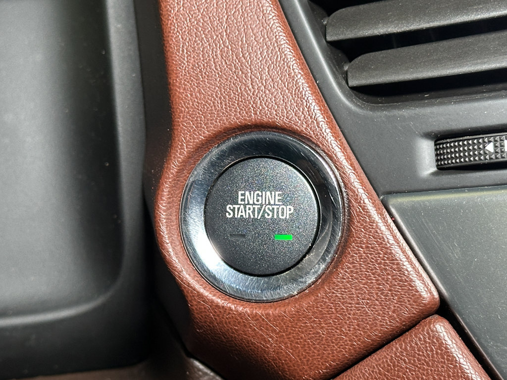 Used 2018 Chevrolet Tahoe Premier AWD/4WD image 35