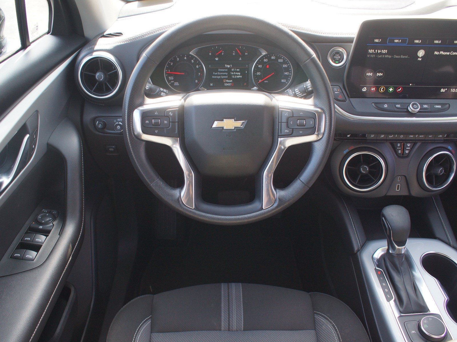 Used 2025 Chevrolet Blazer LT FWD image 5