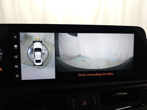 Used 2023 Lexus ES 300h Ultra Luxury w/ Accessory Package (Z2) FWD image 27