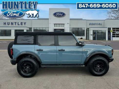 Used 2023 Ford Bronco Wildtrak image 5