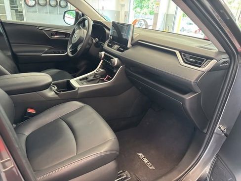 Used 2023 Toyota RAV4 XLE Premium FWD image 15