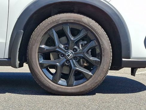 Used 2023 Honda HR-V Sport image 8