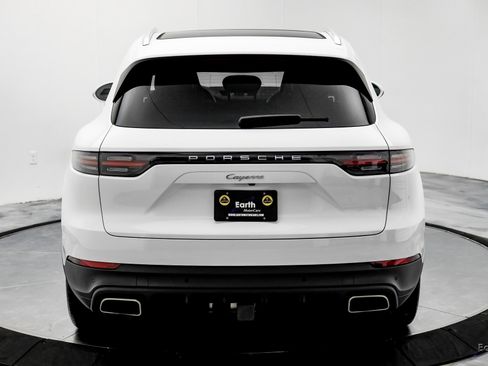 Used 2023 Porsche Cayenne image 11