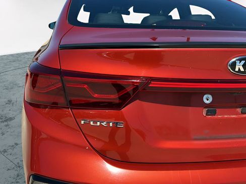 Used 2021 Kia Forte GT-Line w/ GT-Line Premium Package FWD image 10