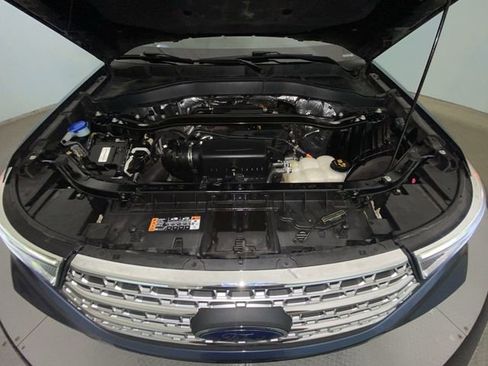Used 2020 Ford Explorer Limited image 22