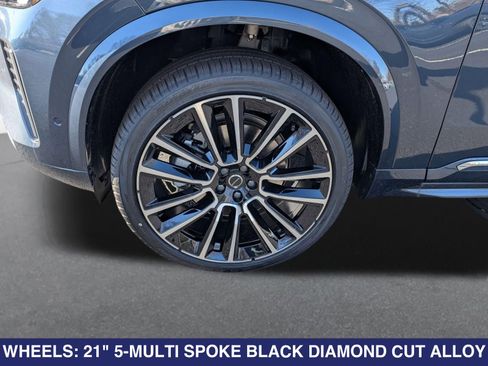 New 2026 Volvo XC90 B6 Plus w/ Protection Package Premier AWD/4WD image 26