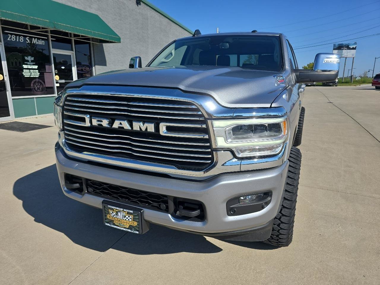Used 2024 RAM 2500 Laramie AWD/4WD image 10