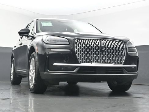 Used 2025 Lincoln Corsair AWD image 45