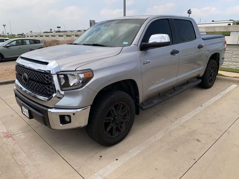 Used 2021 Toyota Tundra SR5 RWD image 10