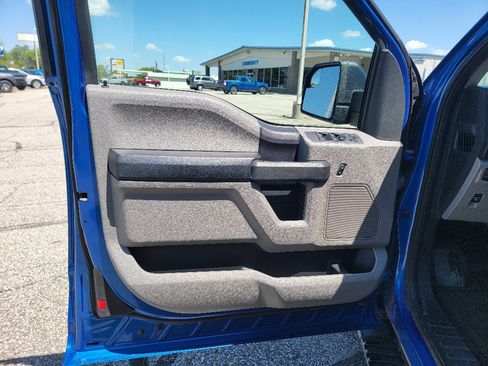 Used 2016 Ford F150 XL w/ Equipment Group 101A Mid AWD/4WD image 9