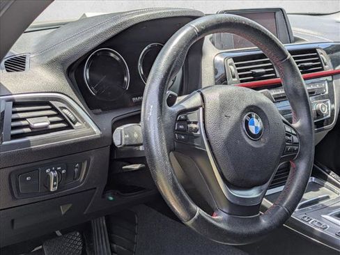 Used 2018 BMW 230i Convertible RWD image 3