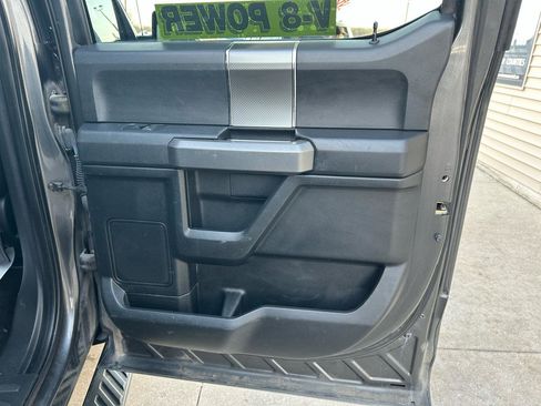 Used 2016 Ford F150 XLT w/ Equipment Group 302A Luxury image 15