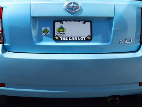 Used 2014 Scion xD image 21