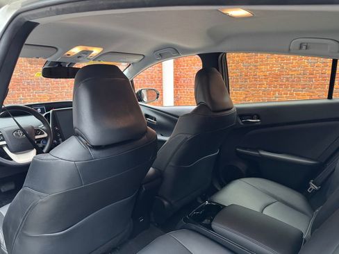 Used 2019 Toyota Prius Prime FWD image 24