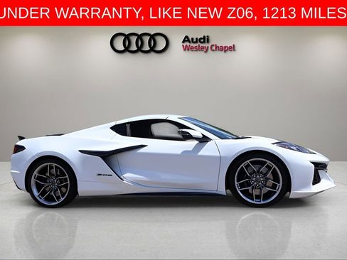 Used 2025 Chevrolet Corvette Z06 RWD image 6