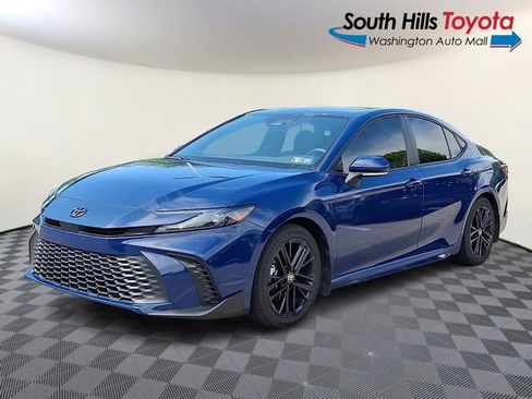Used 2025 Toyota Camry SE w/ Multimedia Upgrade Package FWD image 3