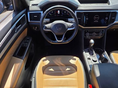 Certified 2023 Volkswagen Atlas Cross Sport SEL Premium R-Line AWD/4WD image 15