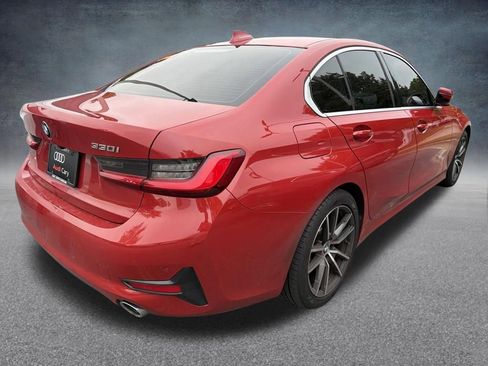 Used 2021 BMW 330i Sedan RWD image 4