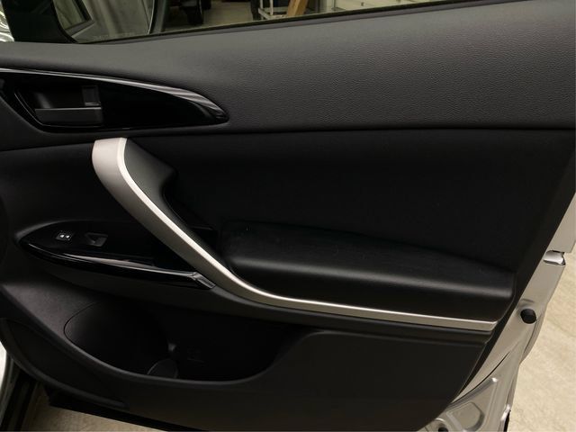 Used 2023 Mitsubishi Eclipse Cross LE AWD/4WD image 26