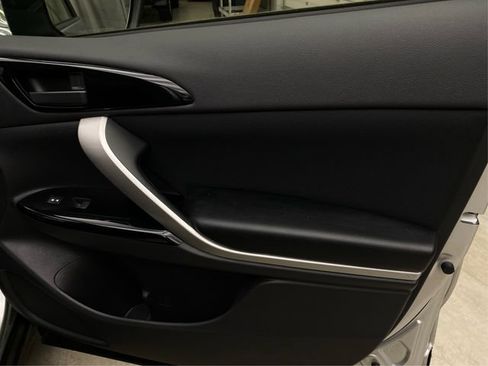 Used 2023 Mitsubishi Eclipse Cross LE AWD/4WD image 26
