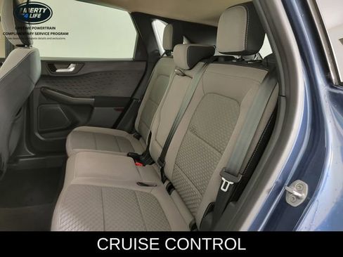 Used 2020 Ford Escape SE image 14