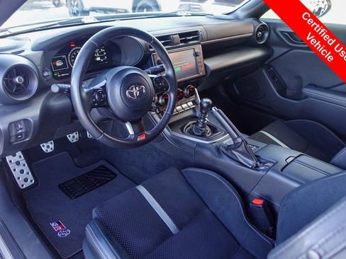 Certified 2023 Toyota GR86 Premium RWD image 4