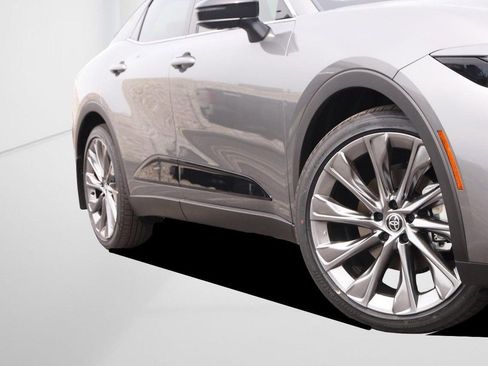 New 2026 Toyota Crown AWD/4WD image 3