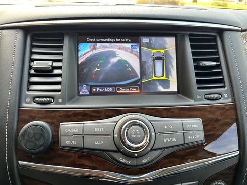 Used 2017 Nissan Armada Platinum w/ Captain Seat Package RWD image 28