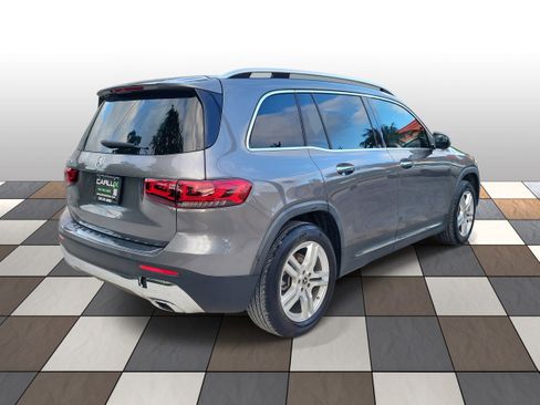 Used 2020 Mercedes-Benz GLB 250 w/ Premium Package image 4