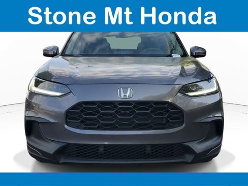 Used 2023 Honda HR-V LX image 2