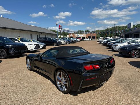 Used 2014 Chevrolet Corvette Stingray Convertible w/ 2LT Preferred Equipment Group RWD image 3