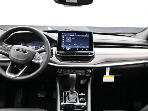 New 2026 Jeep Compass Limited image 14