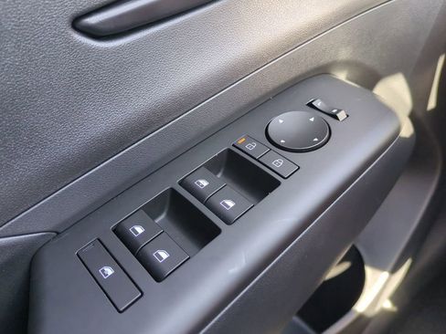 New 2026 Hyundai Kona SE FWD image 27