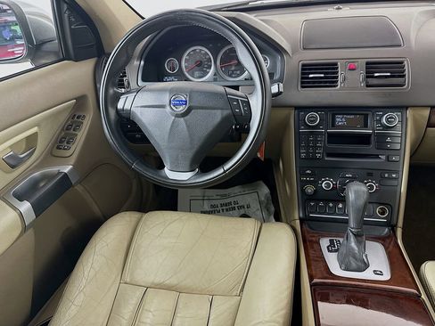 Used 2013 Volvo XC90 3.2 FWD image 25